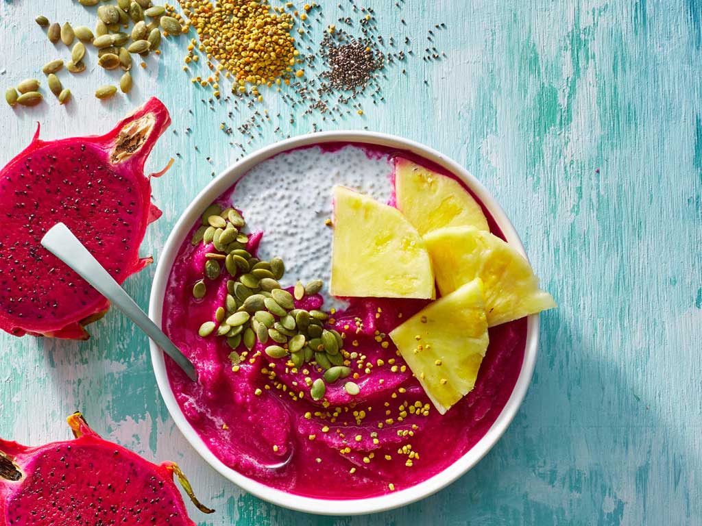 Pitaya Fruit Chia Bowl: Een Kleurrijke en Voedzame Start van Je Dag! 🌈