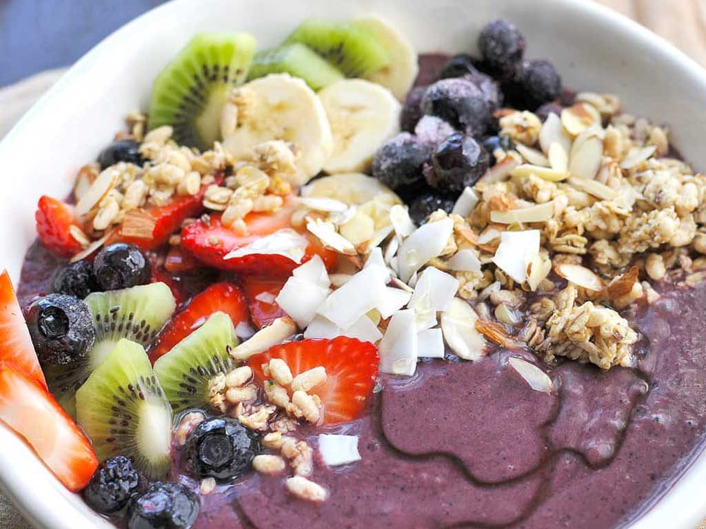 De Ultieme Fast Power Bowl: Jouw Snelste Route naar een Energiek Ontbijt (Met Pure Açaí van Acai Amsterdam!)